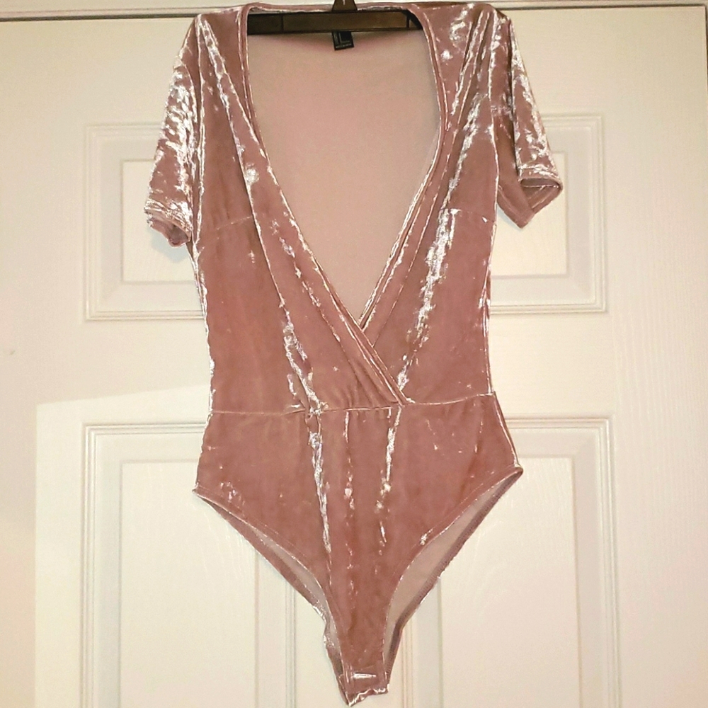 Light pink velvet deep v-neck bodysuit